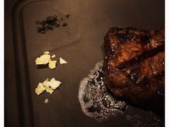 -恰餐厅及酒吧 CHAR Bar & Grill (北京丽都皇冠假日店)