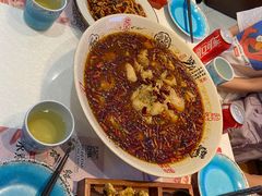 -辣小妮de川菜馆(红旗Mall店)