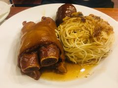 -阿水狮猪脚大王(台中公园店)