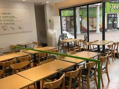 -老乡鸡(武汉光谷天地坐标城店)