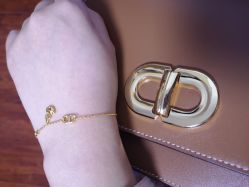 -六福珠寶(金元宝海滨国际店)