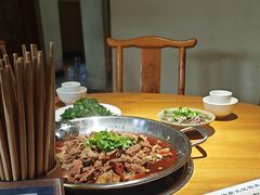 -大众跷脚牛肉馆·非遗传承单位(峨眉山店)