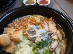 -灵芝妹子海鲜米线(香炉礁山姆店)