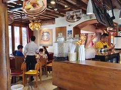 -隔壁老王·家常云南菜(花巷店)