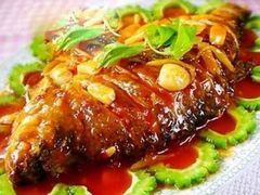 -猪八戒小酒馆(珑瑞小区店)