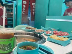 -季季红火锅(青山湖万达店)