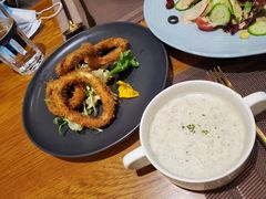 洋葱圈-LUCCA卢卡西班牙海鲜饭(远洋广场店)