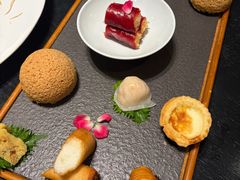 -蝴蝶里·粤菜·点心(滨江龙湖店)