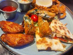 缤纷小食拼盘-bluefrog蓝蛙(皇庭广场店)