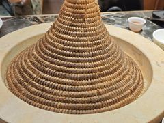 -瑞虹新天地月亮湾
