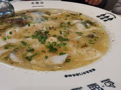 -渔语鱼酸菜鱼新川菜(来福士店)