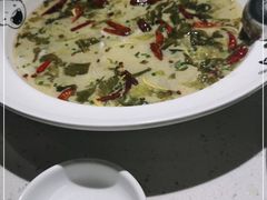 -江渔儿酸菜鱼·拔草餐厅(虎门君乐汇店)
