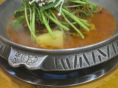 -喇喇排骨火锅·传统韩式脊骨汤(望京西园总店)