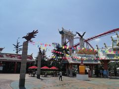 -七彩云南欢乐世界