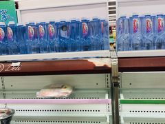 -全家便利店(莲花池东路店)