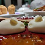 带上看剧入魔的闺蜜一起沉浸式追剧吃饭吧∼仿佛身临其境[调皮]