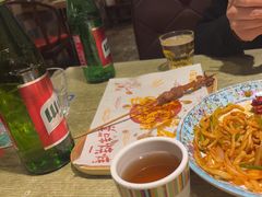 -巴依兄弟西域美食(机场店)