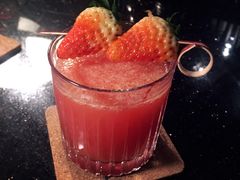 士多啤梨苹果橙-礼途酒店·餐吧