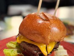 -LESCEDARS Brasserie Bistro香柏树