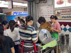 -Kha Mu Charoensang(Silom)