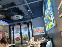 -老街烧烤大排档·地道湖北菜·龙虾馆(汉口火车站店)