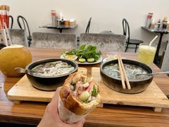 -Bánh Mì Huynh Hoa