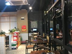 大堂-凤兴鸡煲(宝安海雅店)