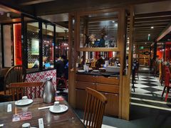 大堂-江边城外烤全鱼(方庄时代购物中心店)