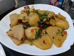 -瑞丰园庭院餐厅·白族传统家常菜
