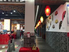 -欠火锅·水牛毛肚·团建聚餐·生日宴(何山路店)