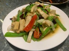 -东门老磨坊羊汤馆(兰山新东关店)