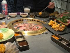 -铭牛烧肉·和牛海鲜自助(高新月牙湖店)