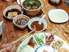 -怪噜范·老贵阳街头名小吃(鸿通城店)