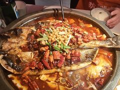 -鸣记脆皮烤鱼·海鲜烤鱼(三八广场店)