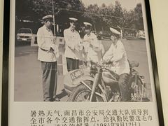 -堂瓦里·33年传统赣菜(第一街区店)