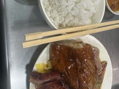 -华香鹅快餐店
