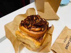 核桃肉桂卷-CHOCMONS巧克怪兽(屏风街店)