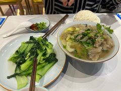 -犇逸·乐山跷脚牛肉·四川现炒(览海店)