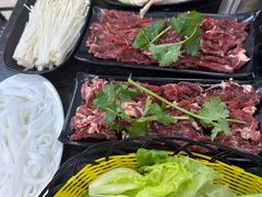-山珍鲜牛肉火锅本地老字号(汕中老店)