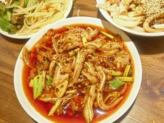 -中和裴氏蹄花(府河路店)