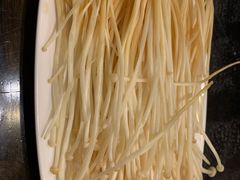 金针菇-仁虎老火锅(黄泥磅店)