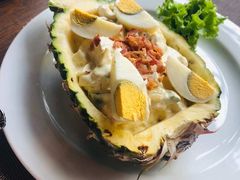 -J Daeng Seafood