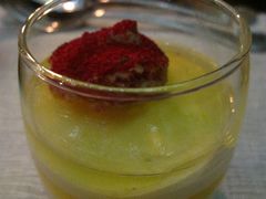 云呢拿芝士芙蓉啫喱-广州花园酒店-凌璇阁360度高空海鲜自助餐CAROUSEL