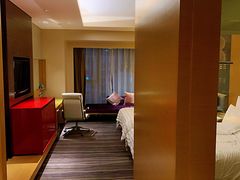 -青岛富力艾美酒店