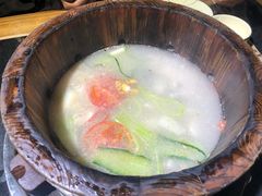 -秋语木桶鱼.酸菜鱼(开发区火车站店)