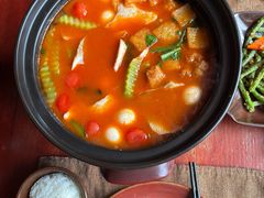 云南酸辣鱼锅-花马天堂云南餐厅 Lost Heaven(外滩店)