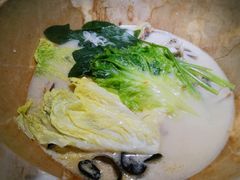 蔬菜拼盘-滇小鱼·云南野生菌火锅(上杭路店)