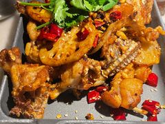 馋嘴香锅牛蛙-佬肥猫(国华广场店)