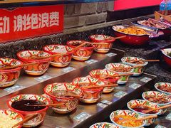 自助调料区-老牌坊云南鱼豆花火锅(哈西万达店)