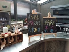 -HIGH FIVE哈福手工汉堡(桂林路店)